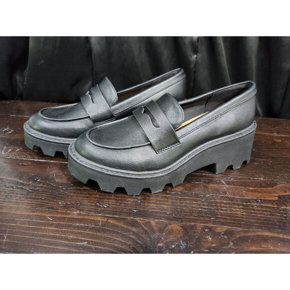 NEW DV Dolce Vita Vikki Black-Lug Sole Chunky Loafer/Sz. 8 - Picture 1 of 9